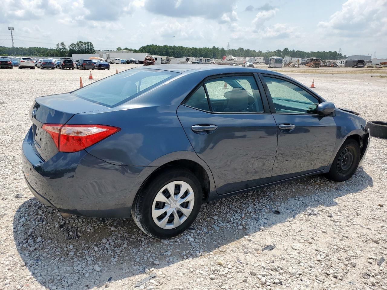 2019 Toyota Corolla L - Image 3