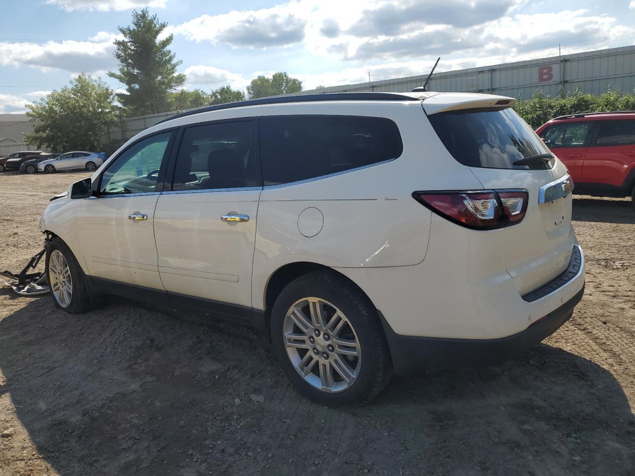 2015 Chevrolet Traverse Lt - Image 2