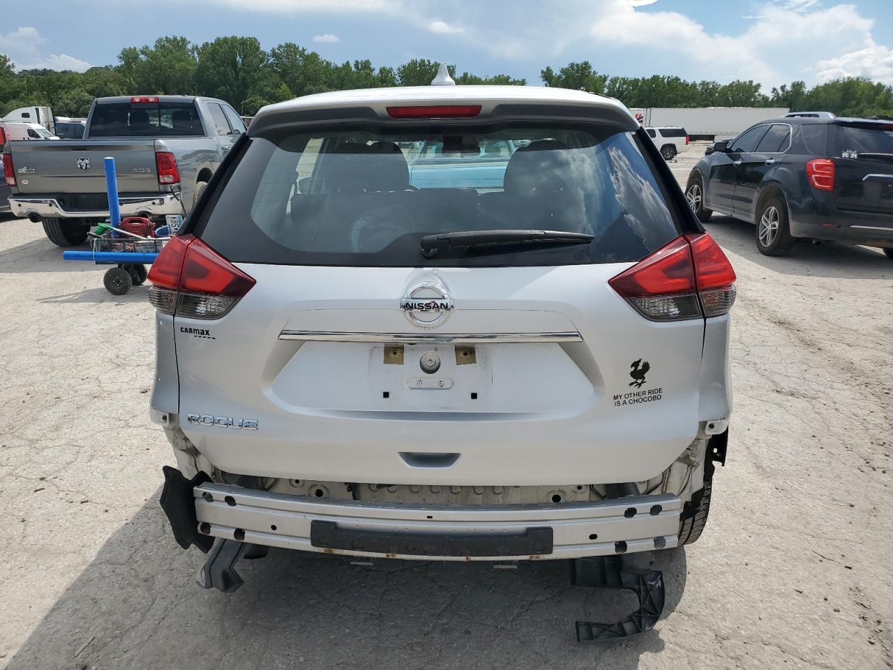 2017 Nissan Rogue S - Image 6