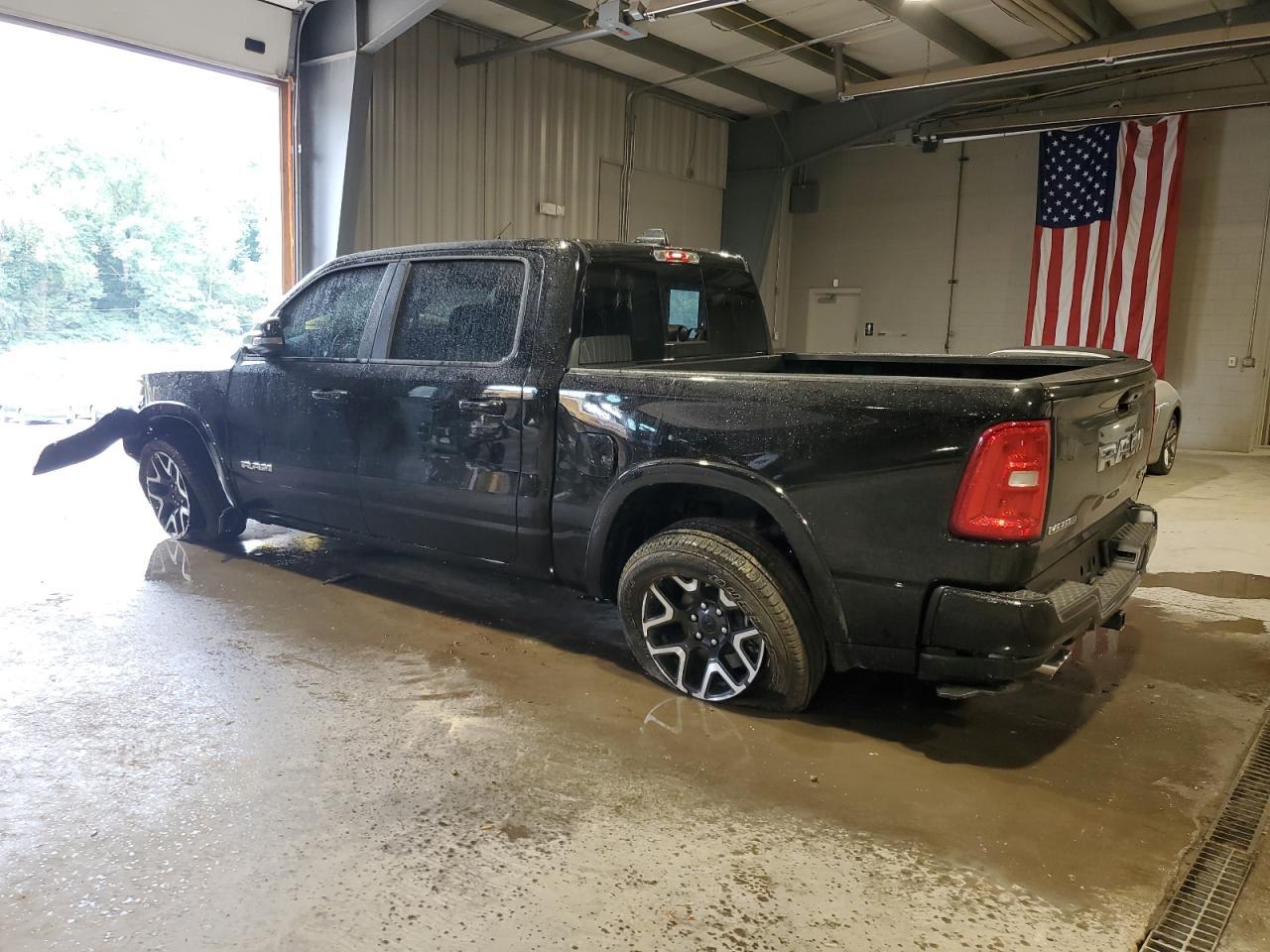 2025 Ram 1500 - Фото 2