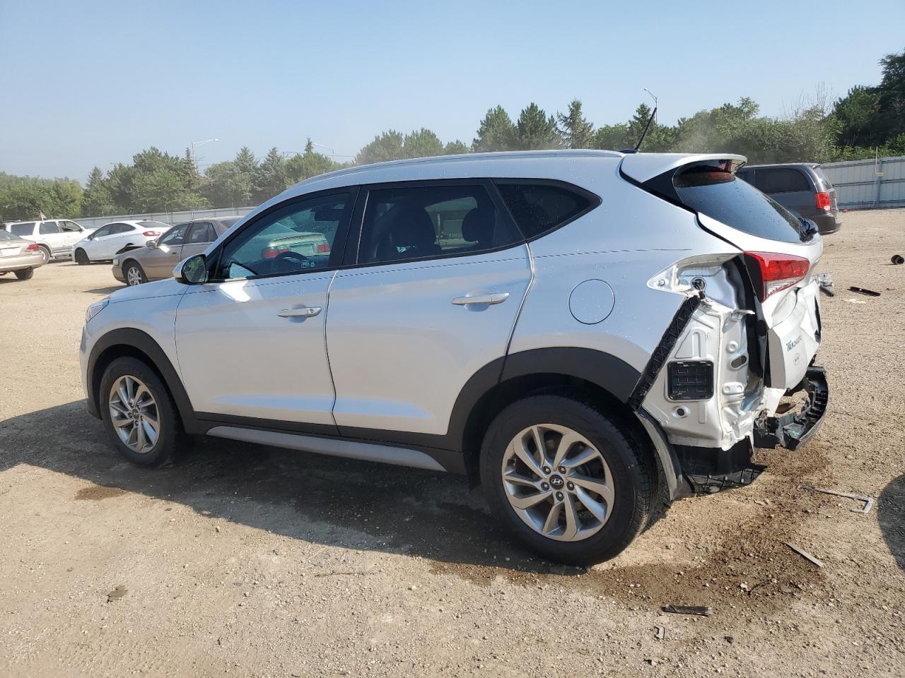 2017 Hyundai Tucson Limited - Image 2