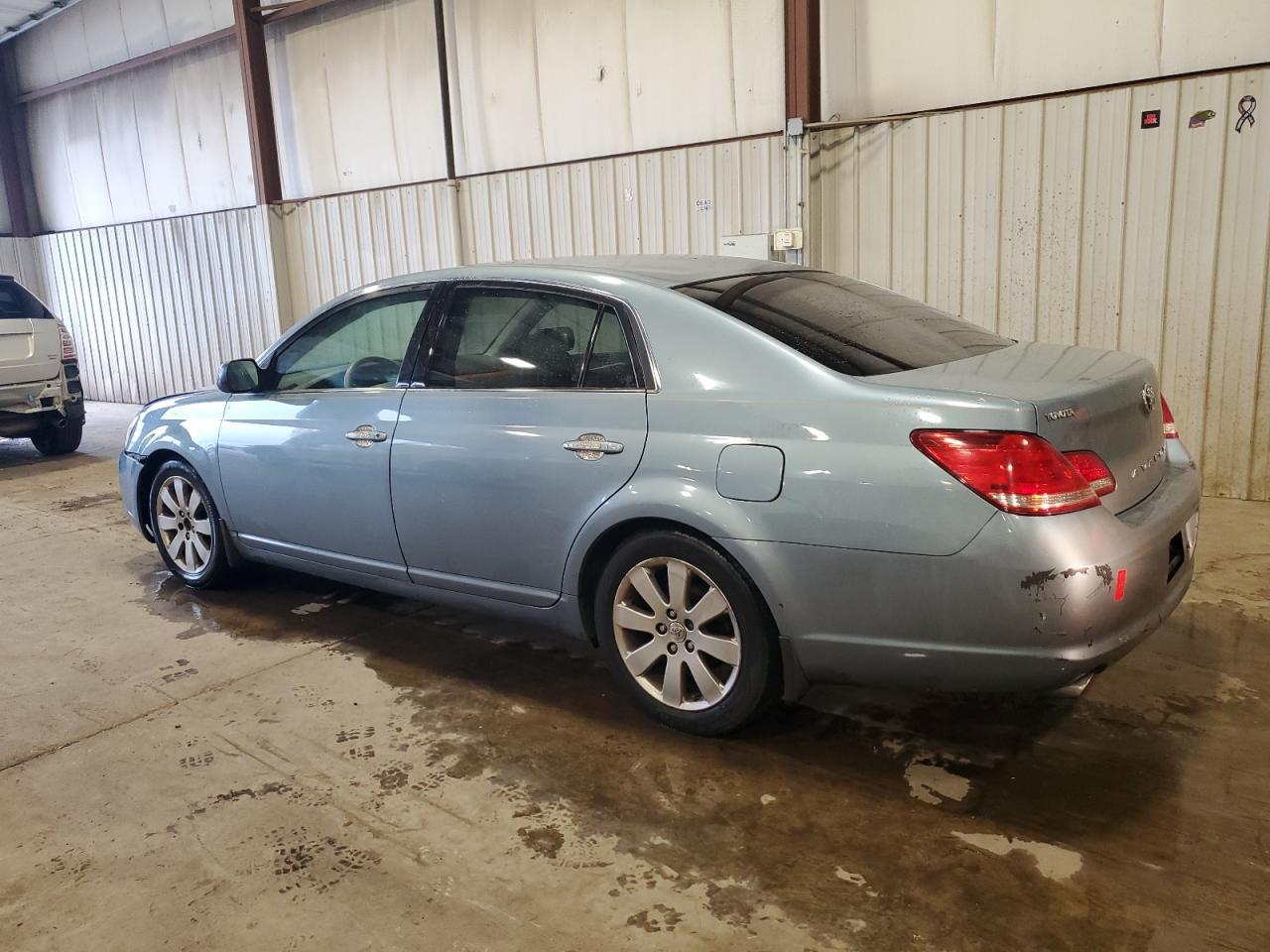 2007 Toyota Avalon Xl - Image 2