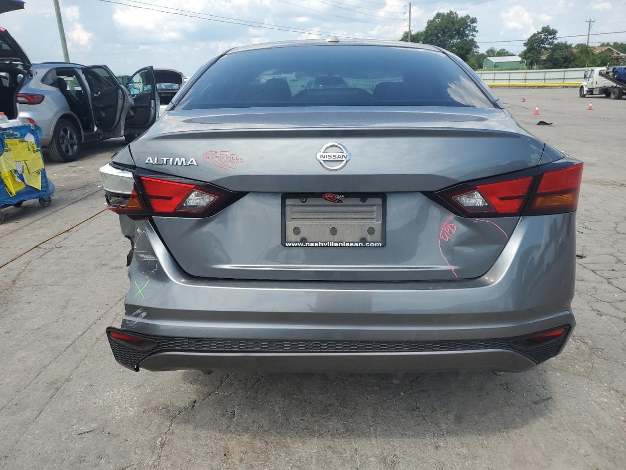2020 Nissan Altima S - Фото 6