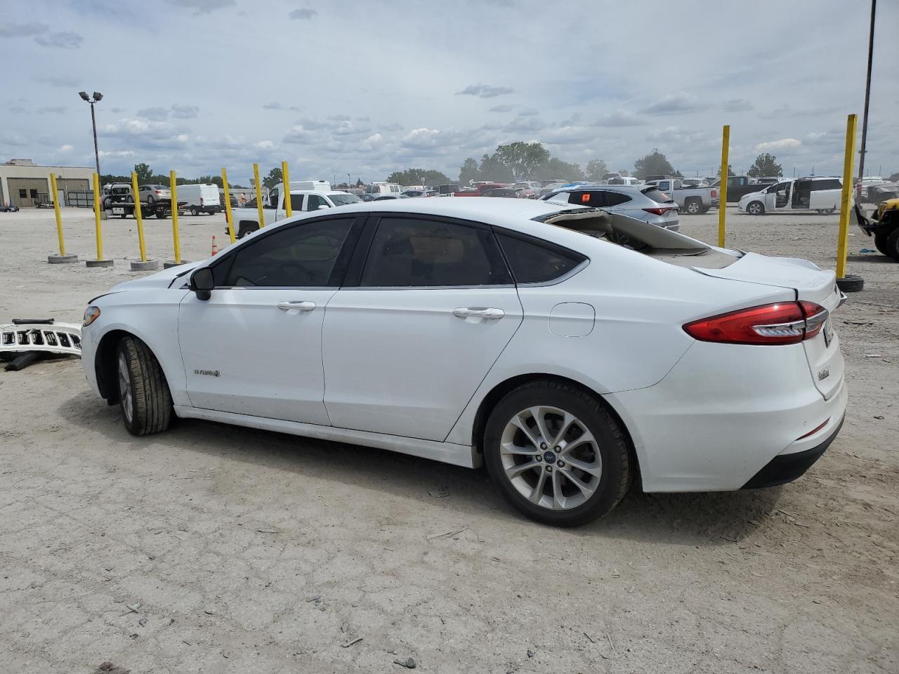 2019 Ford Fusion Se - Фото 2