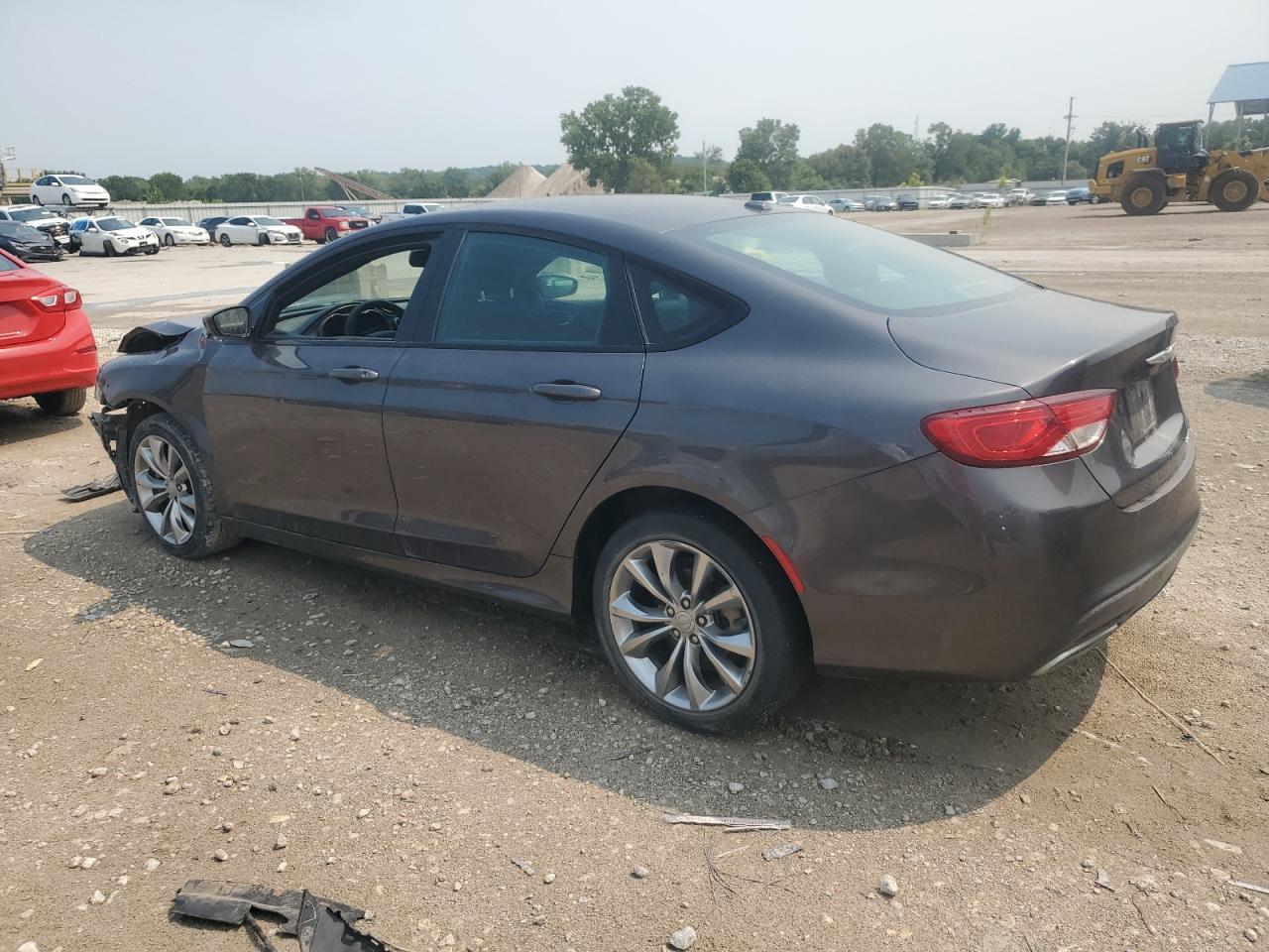 2015 Chrysler 200 S - Image 2