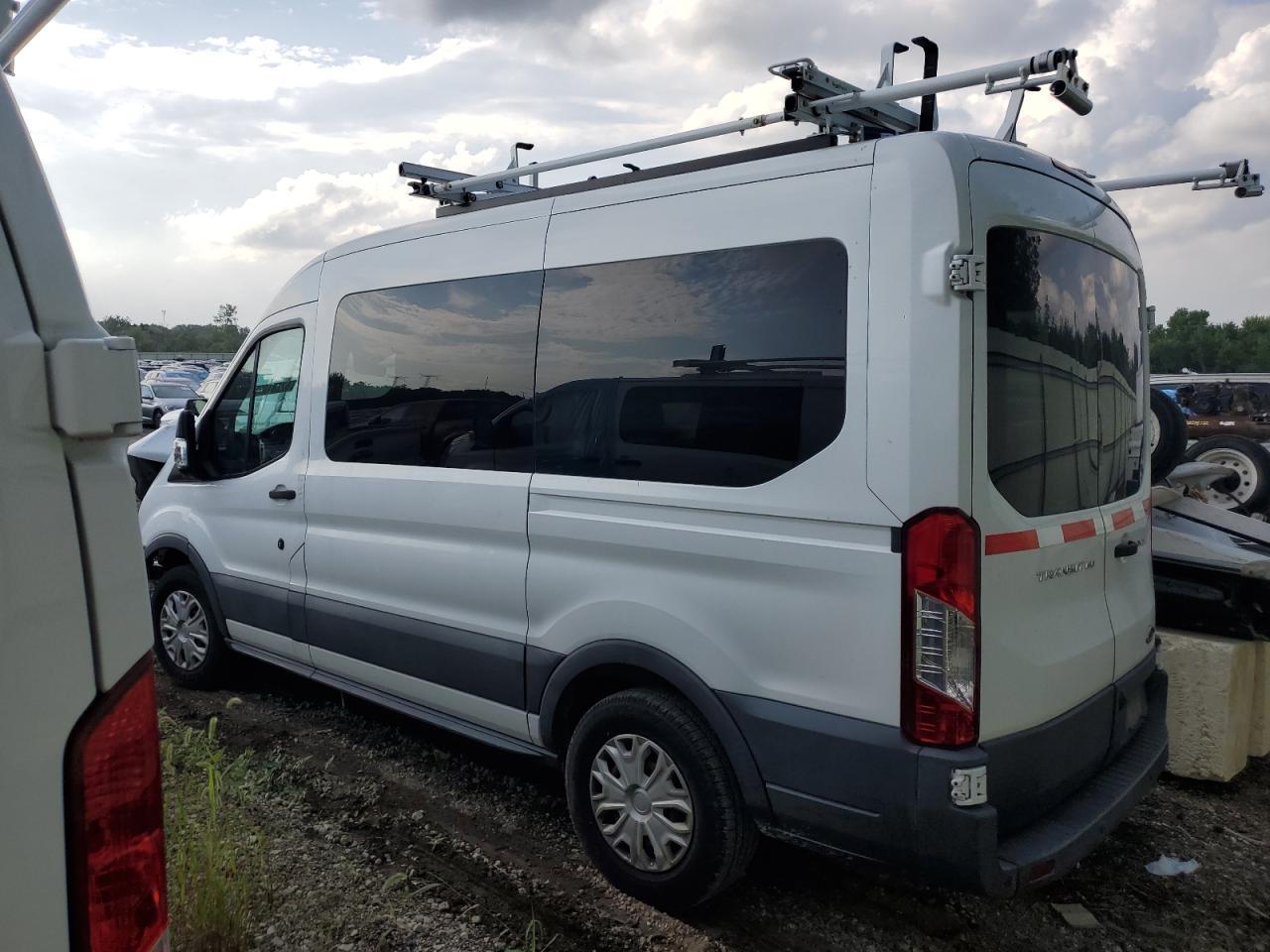 2017 Ford Transit T-150 - Фото 2