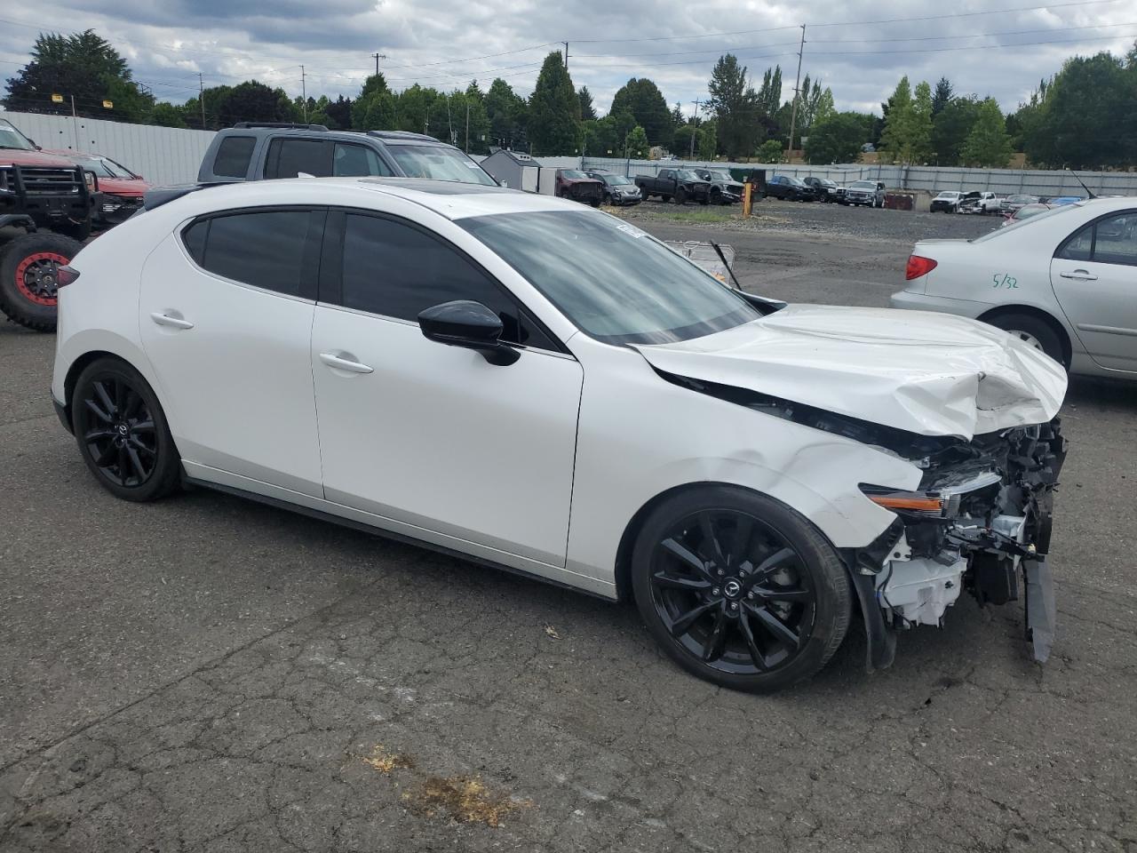 2023 Mazda 3 Premium Plus - Image 4