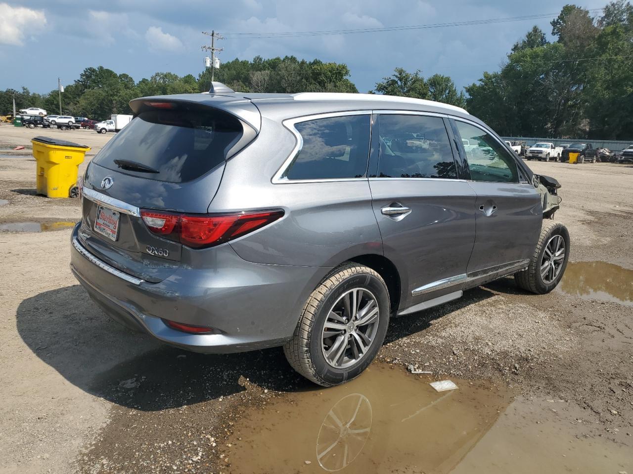 2017 Infiniti Qx60 - Image 3