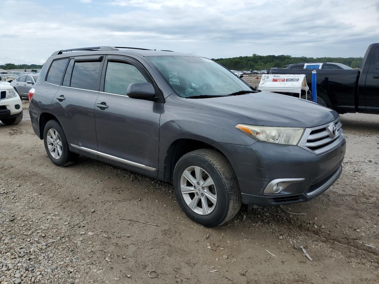 2011 Toyota Highlander Base - Image 4