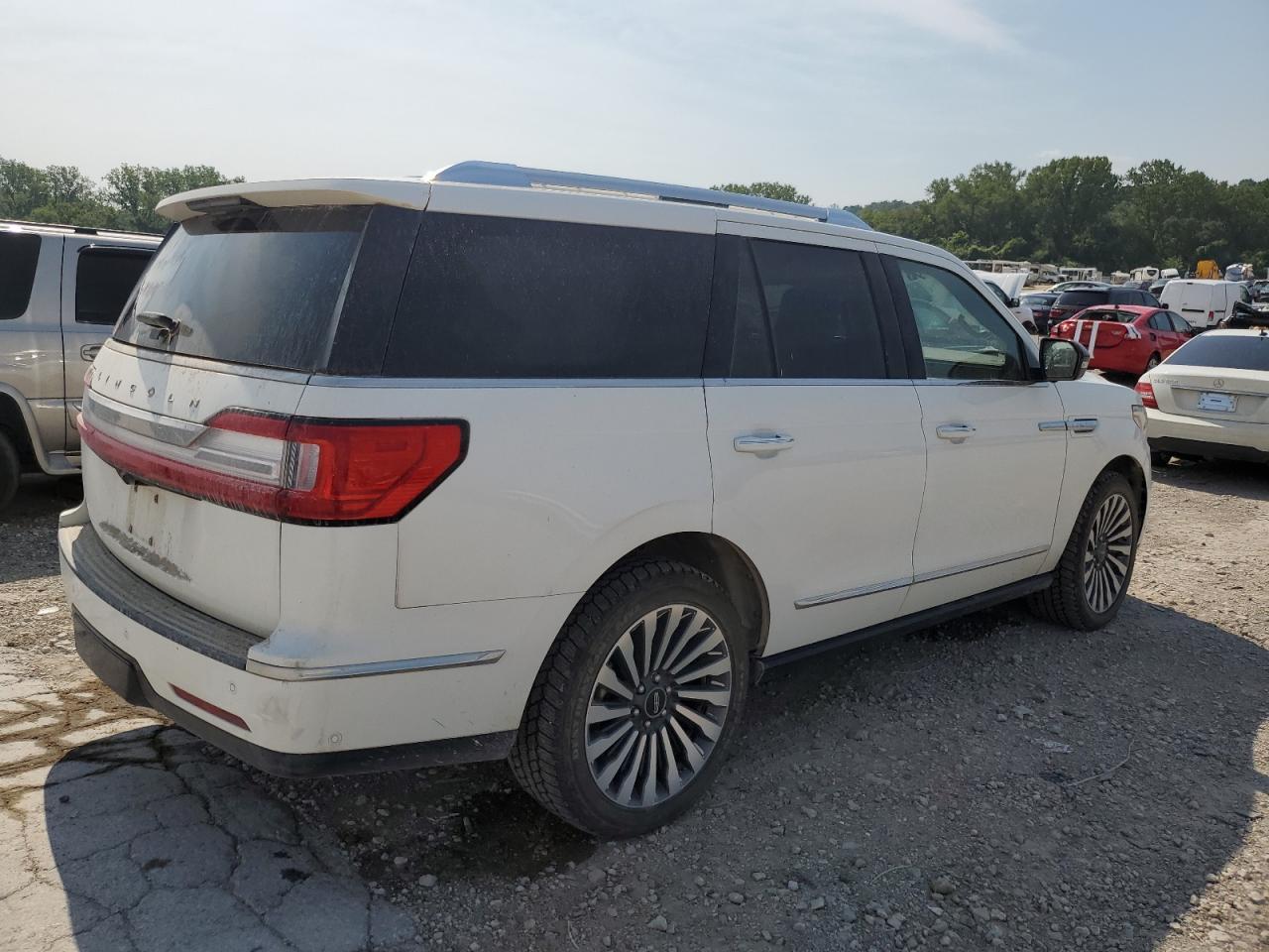 2020 Lincoln Navigator Reserve - Фото 3