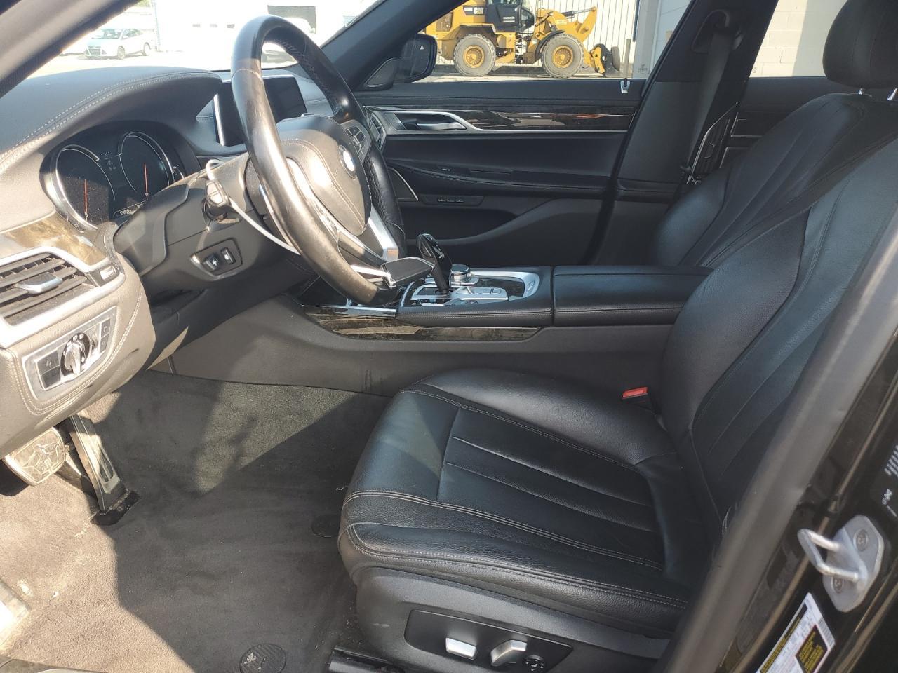 2019 BMW 740 Xi - Фото 7
