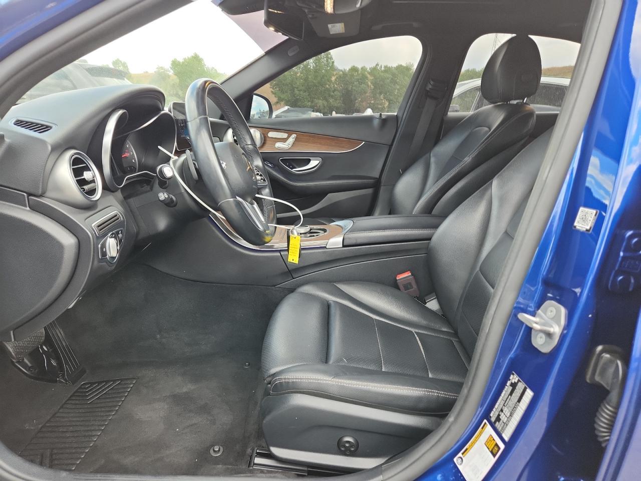 2020 Mercedes-Benz C 300 4Matic - Фото 7