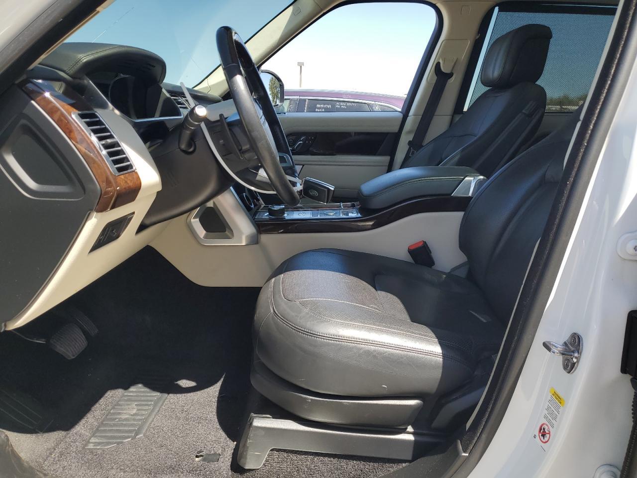 2020 Land Rover Range Rover P525 Hse - Image 7