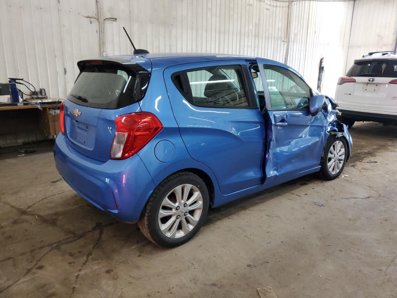 2016 Chevrolet Spark 1Lt - Фото 3