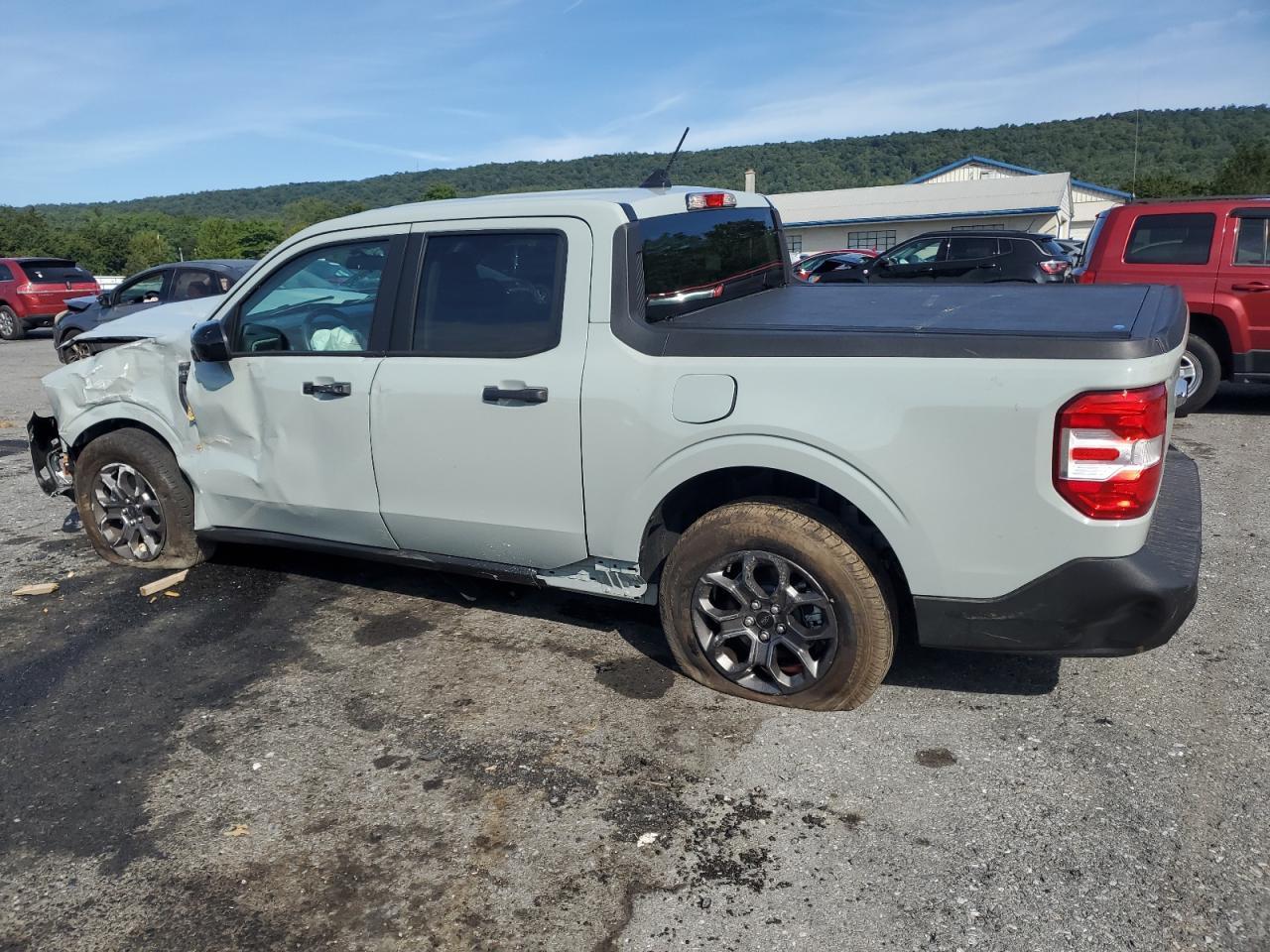 2024 Ford Maverick Xlt - Image 2