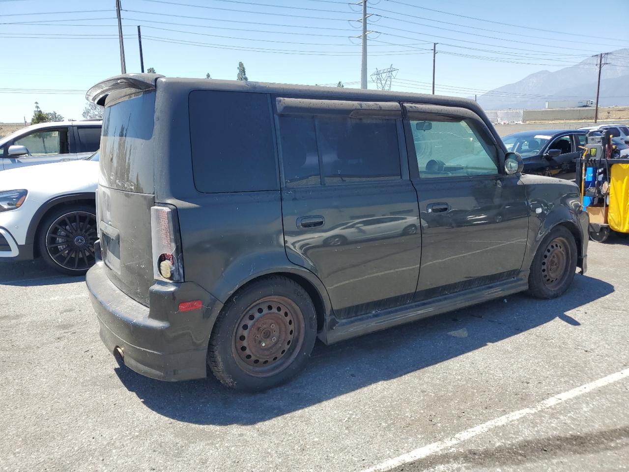 2006 Toyota Scion Xb - Фото 3