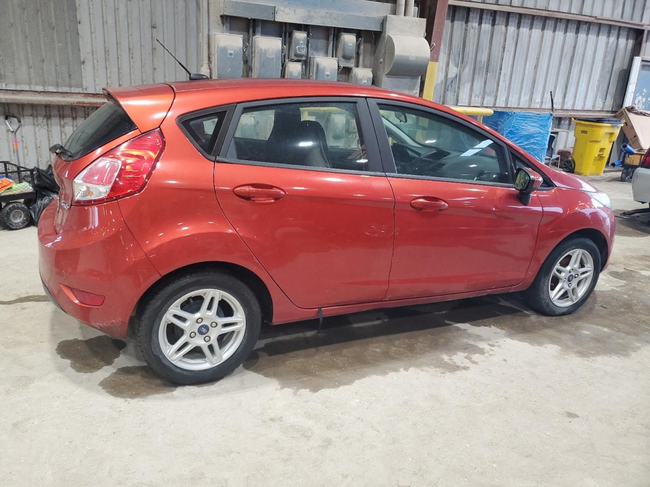 2018 Ford Fiesta Se - Image 3