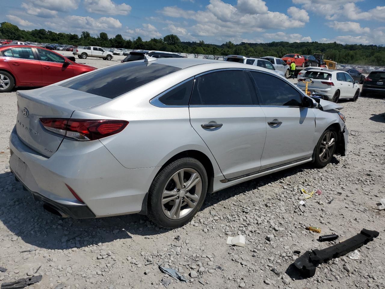 2019 Hyundai Sonata Limited - Image 3