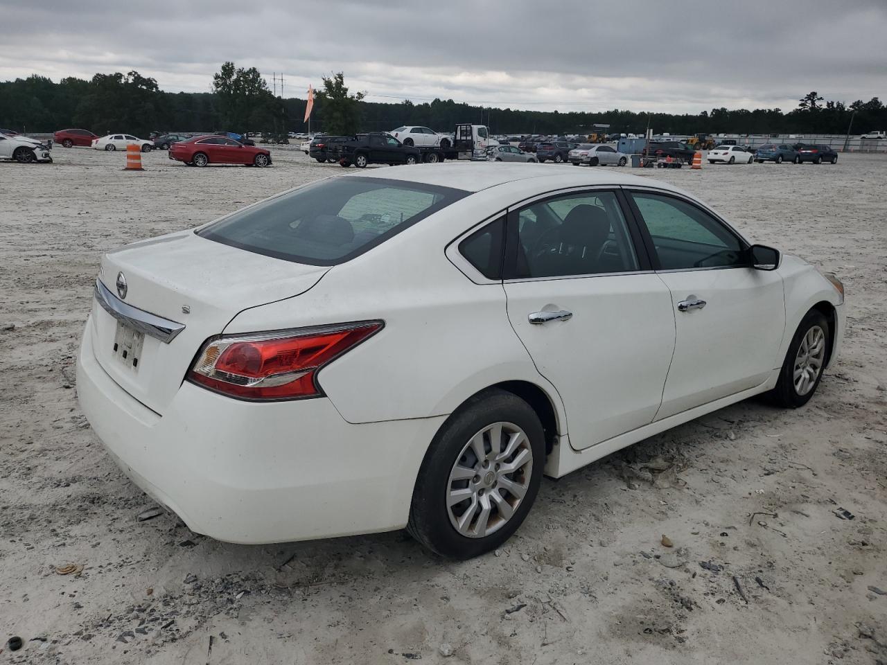 2015 Nissan Altima 2.5 - Фото 3
