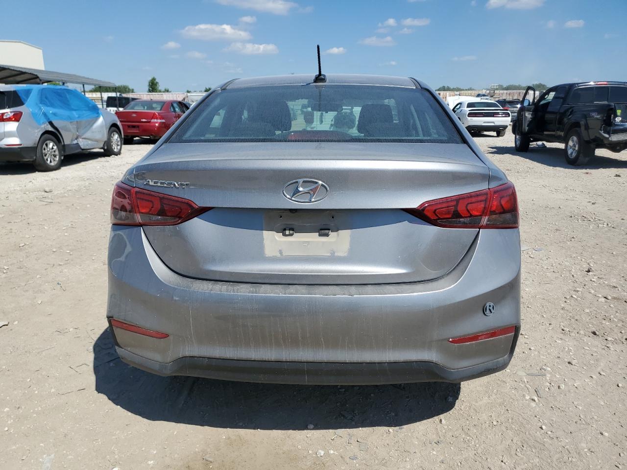 2022 Hyundai Accent Se - Фото 6