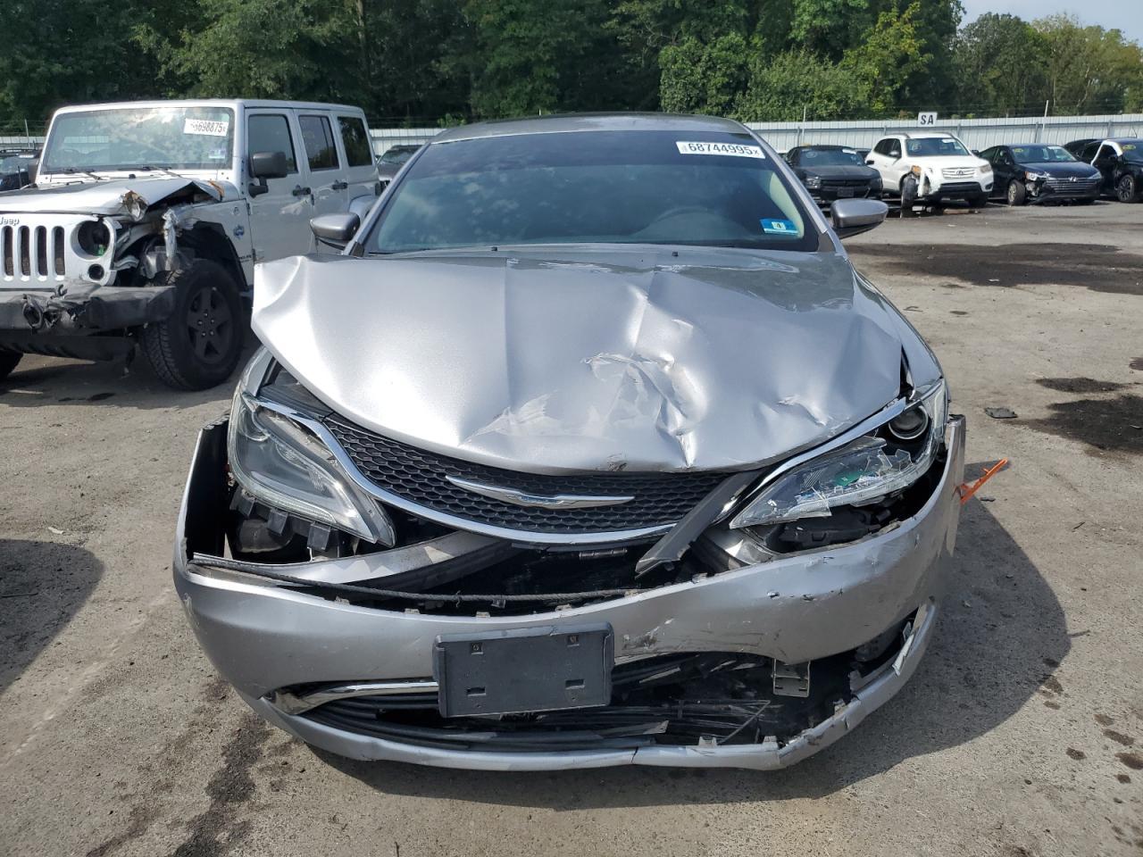 2016 Chrysler 200 Limited - Фото 5