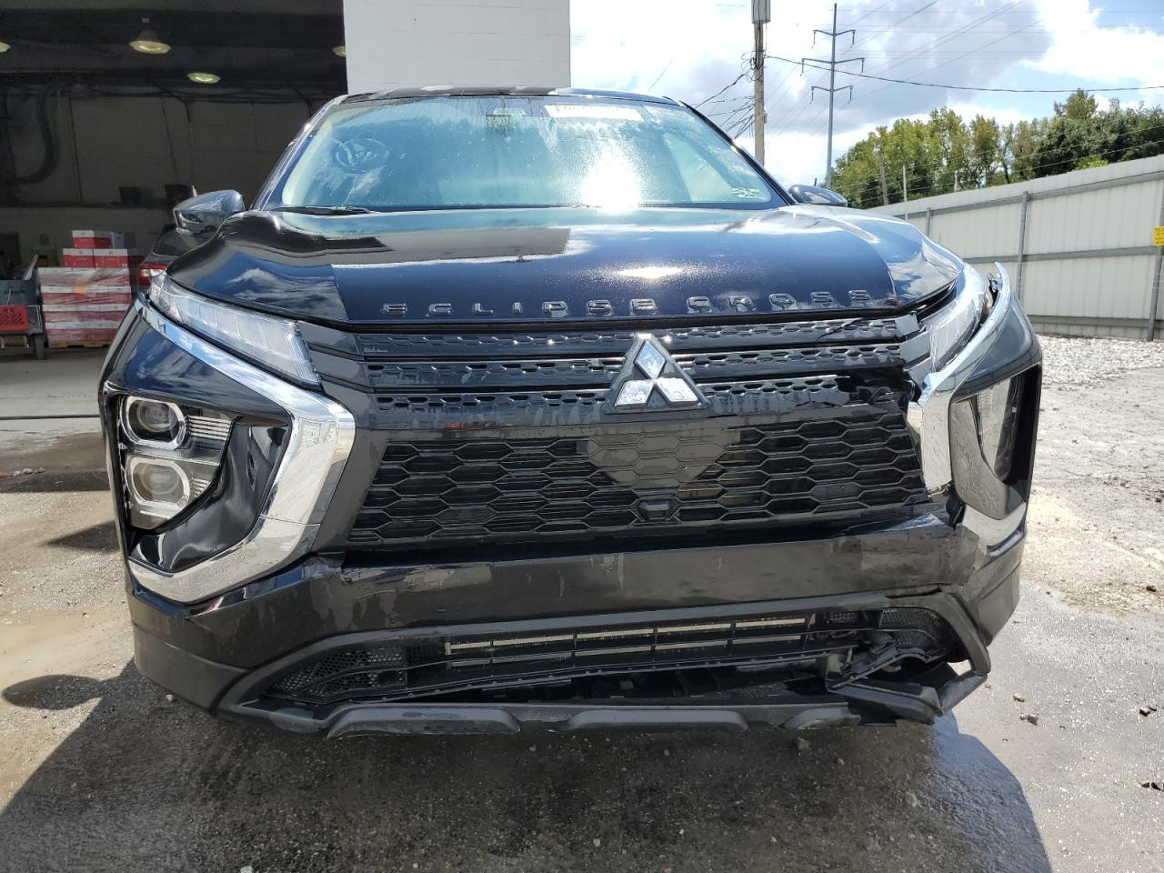 2024 Mitsubishi Eclipse Cross Le - Image 5