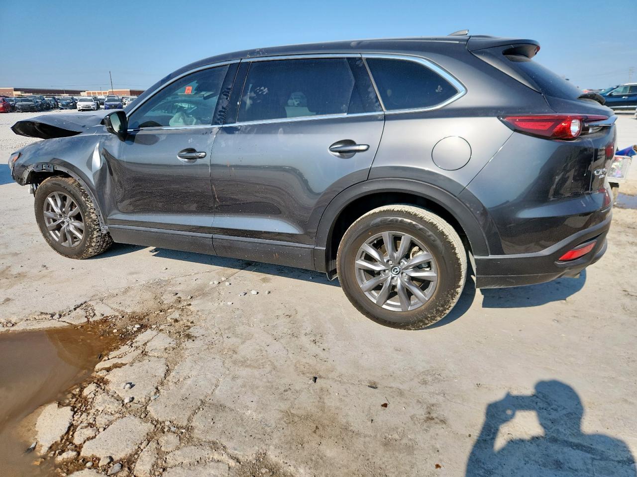 2023 Mazda Cx-9 Touring - Image 2