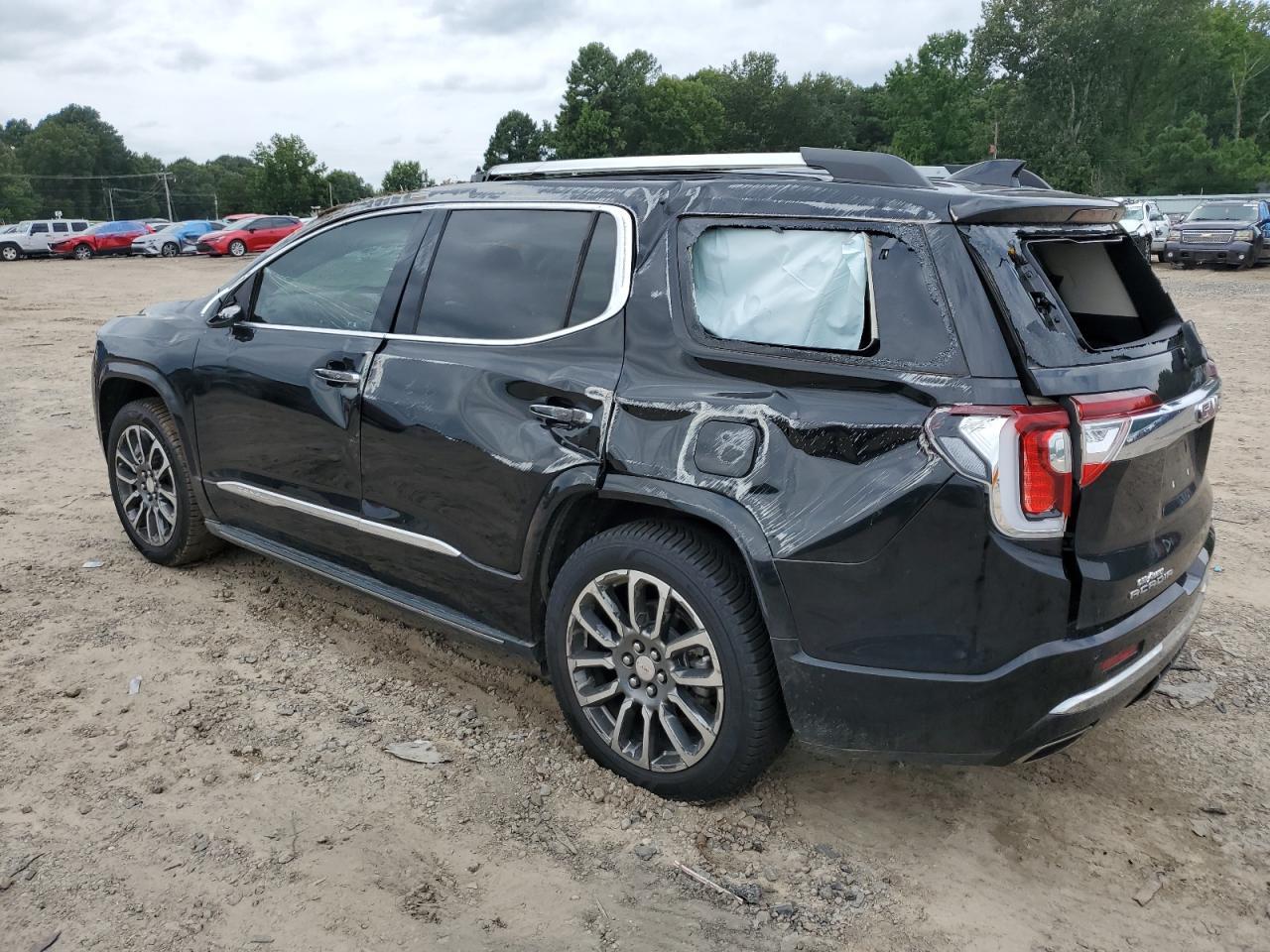 2020 GMC Acadia Denali - Image 2