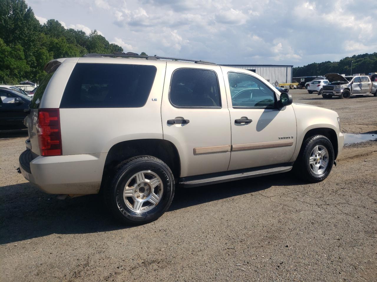2007 Chevrolet Tahoe C1500 - Фото 3