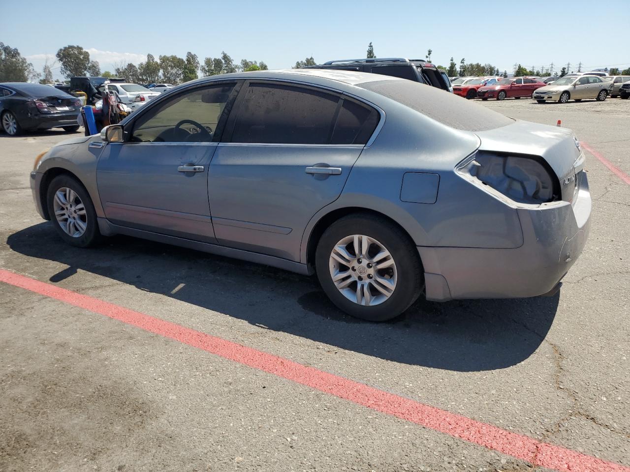 2011 Nissan Altima Base - Image 2