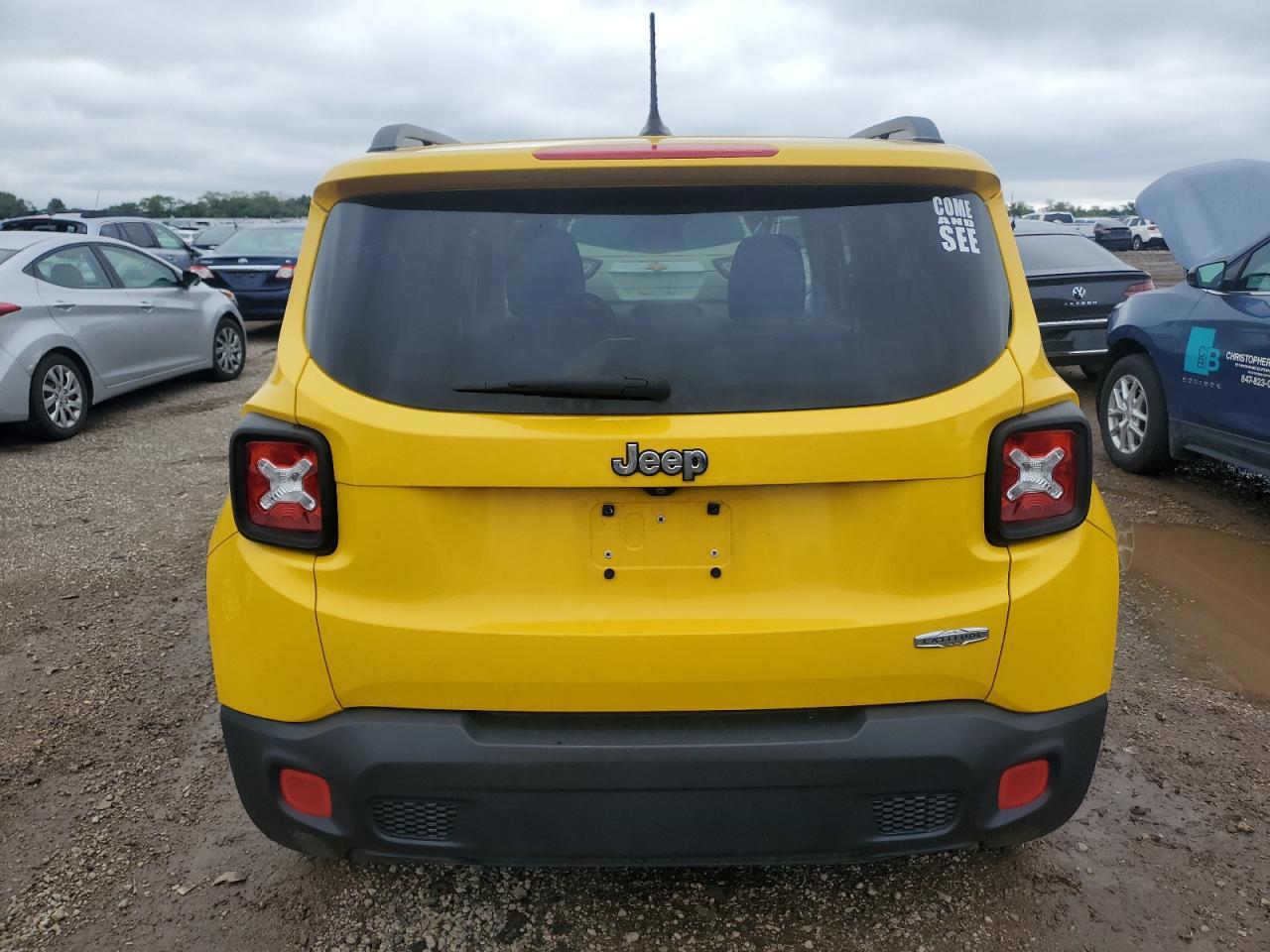 2015 Jeep Renegade Latitude - Image 6