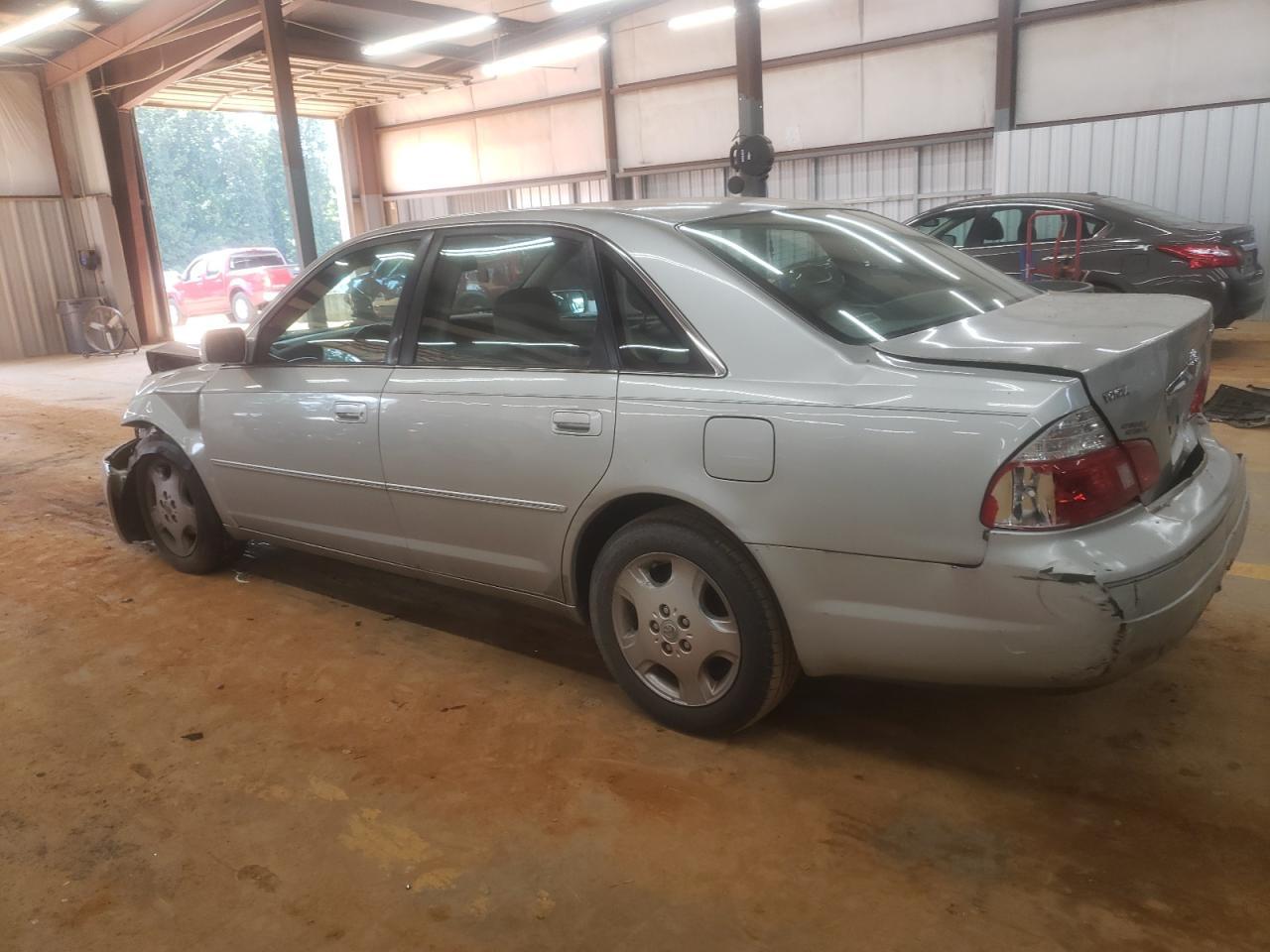2003 Toyota Avalon Xl - Image 2