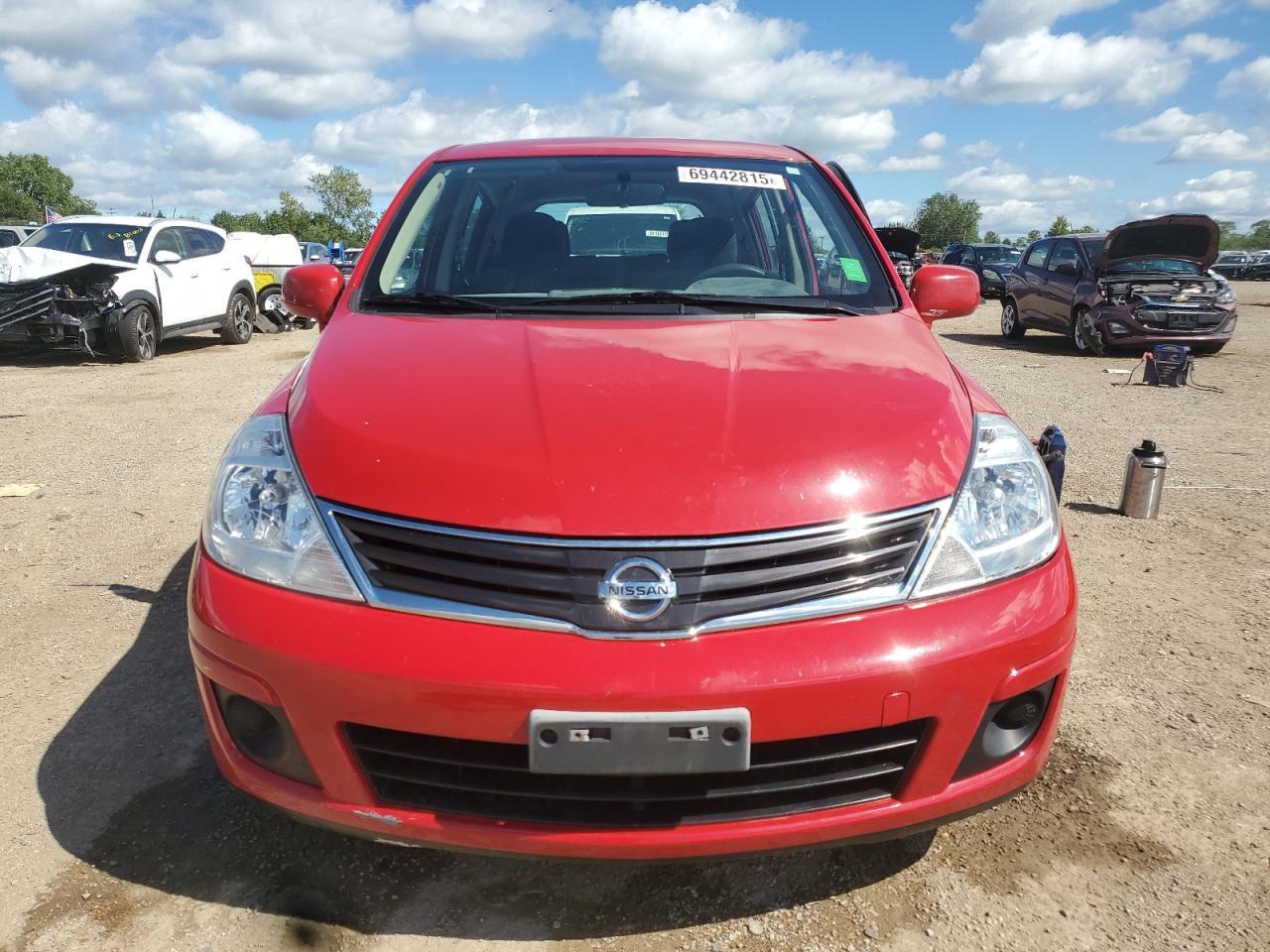 2011 Nissan Versa S - Image 5