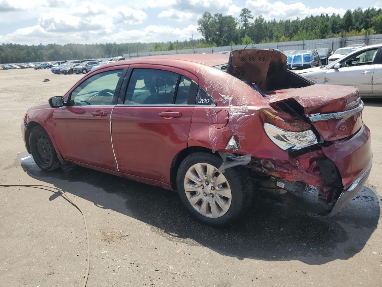 2014 Chrysler 200 Lx - Фото 2