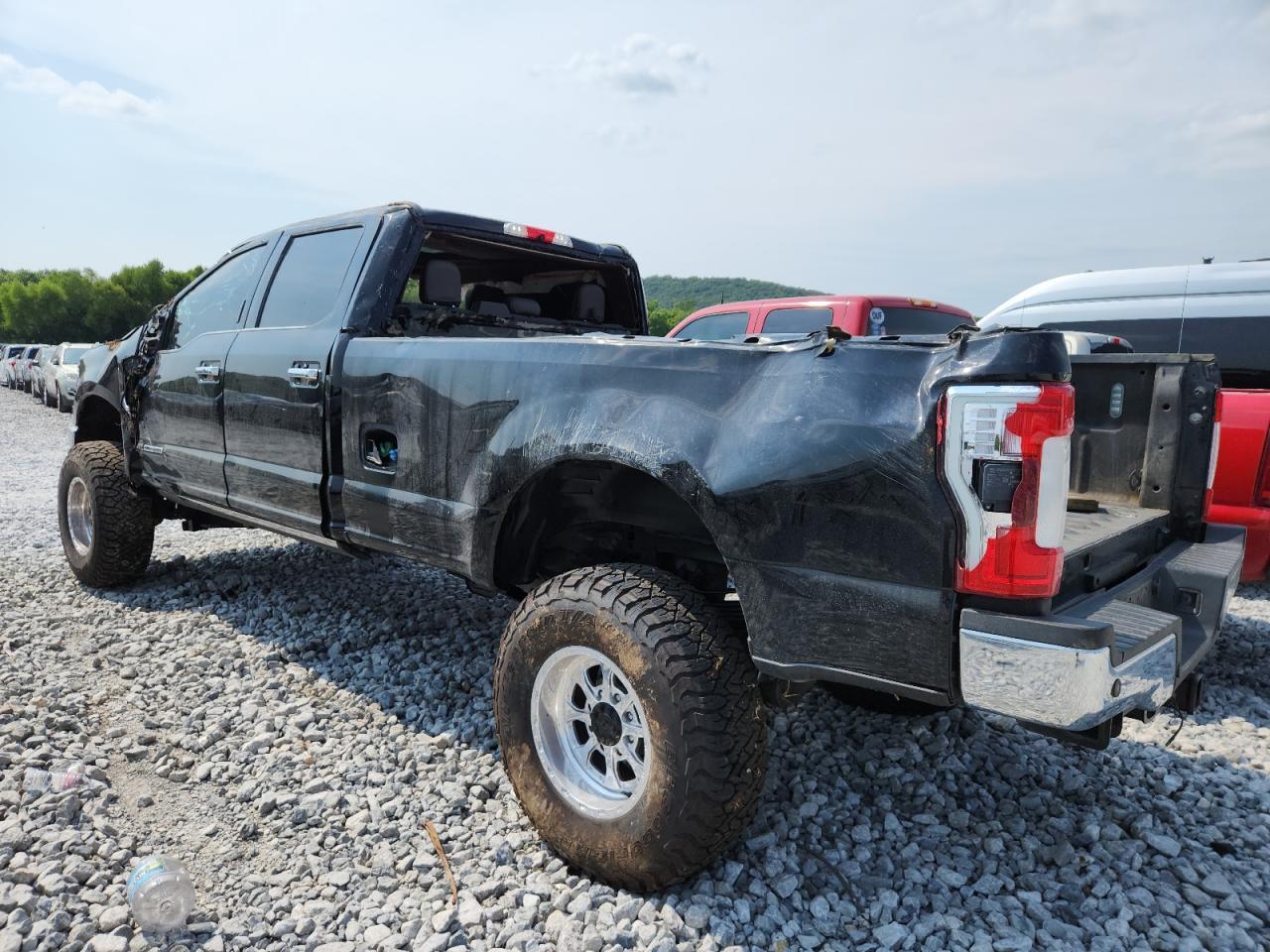 2017 Ford F350 Super Duty - Image 2