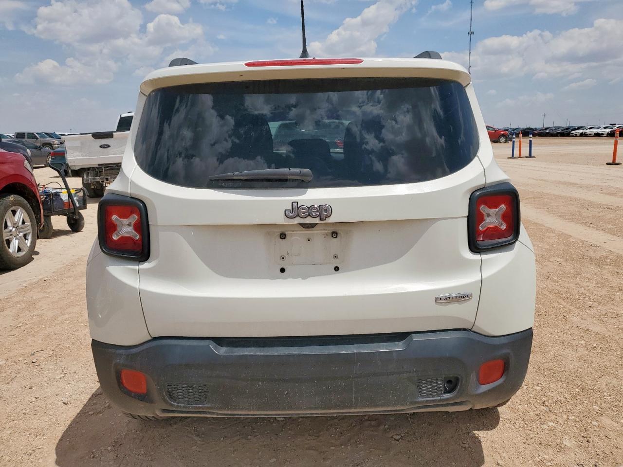 2017 Jeep Renegade Latitude - Фото 6