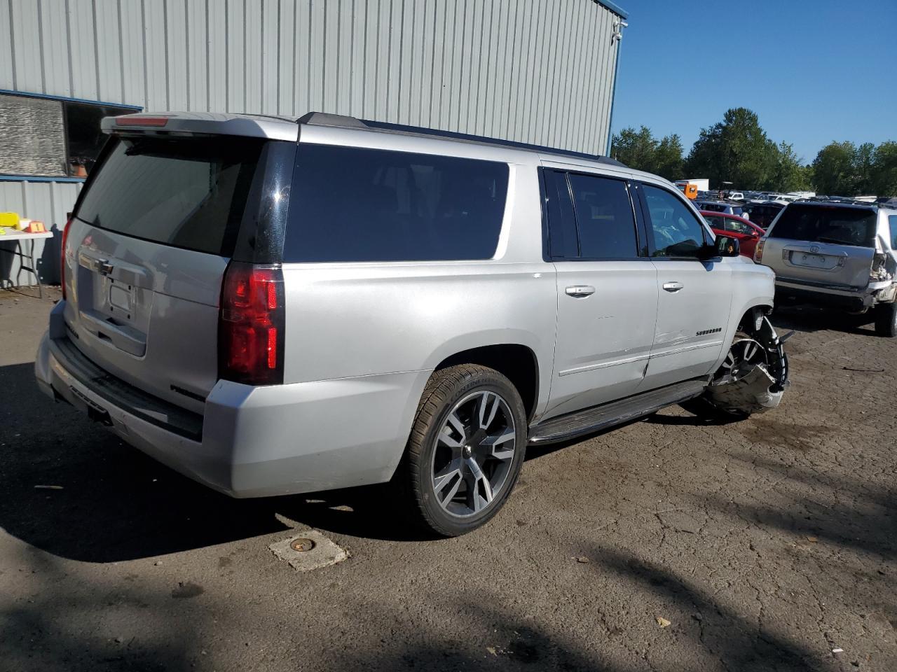 2019 Chevrolet Suburban K1500 Premier - Фото 3