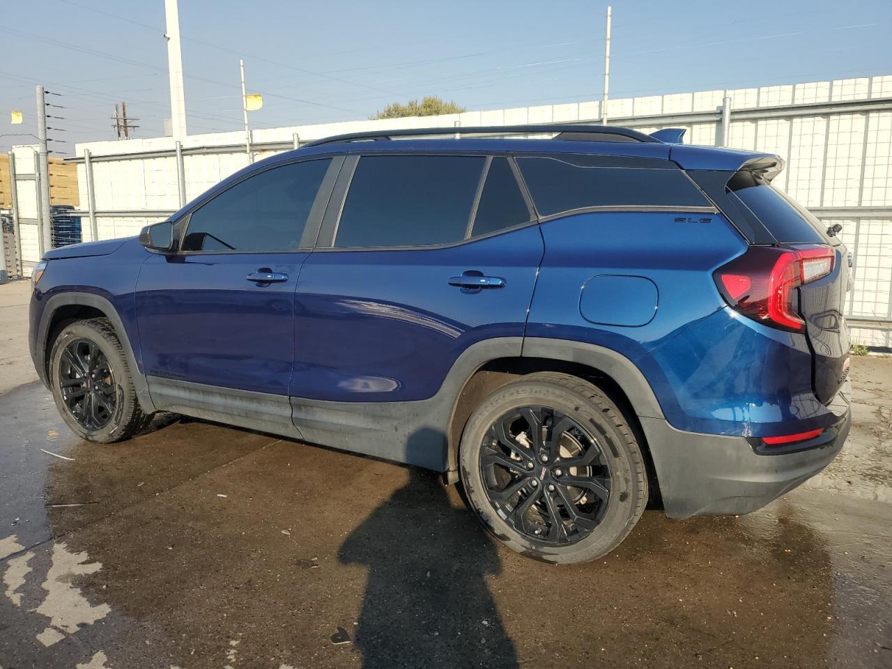 2022 GMC Terrain Sle - Фото 2