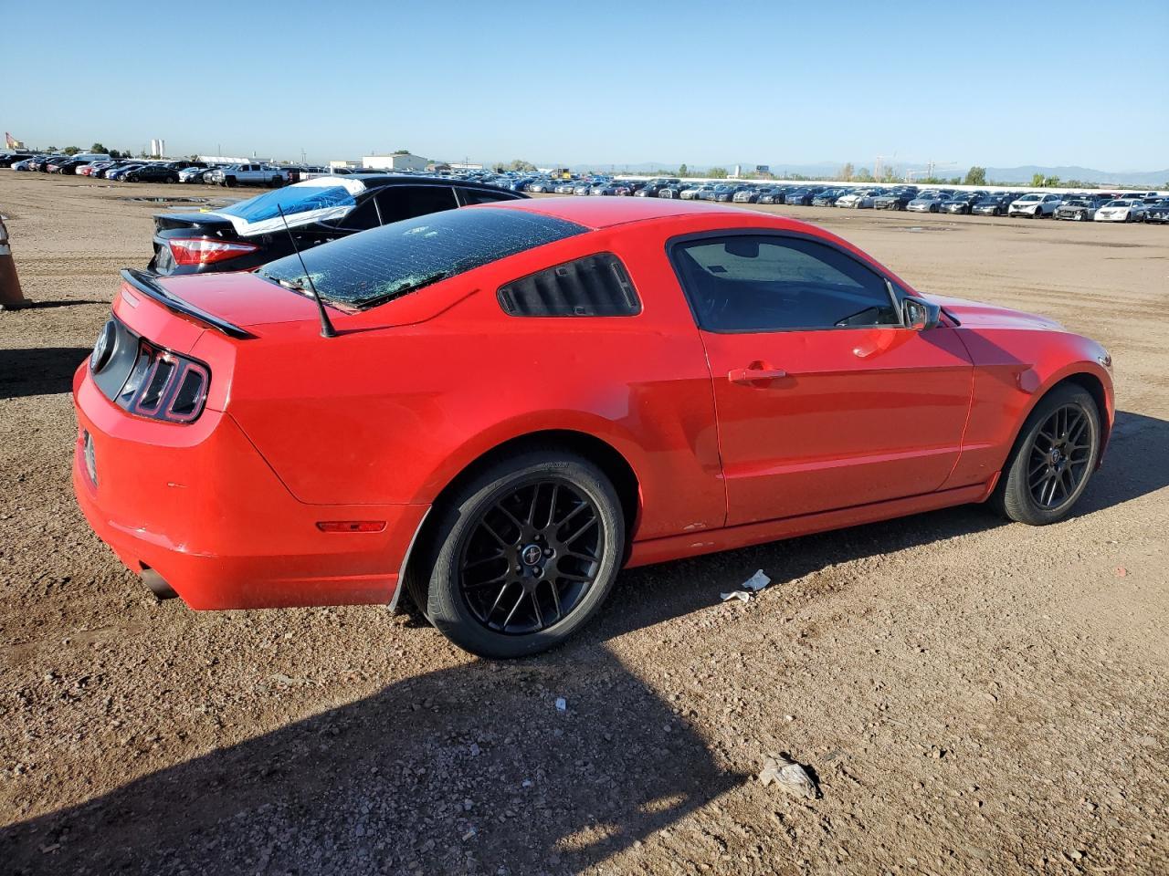 2014 Ford Mustang - Фото 3