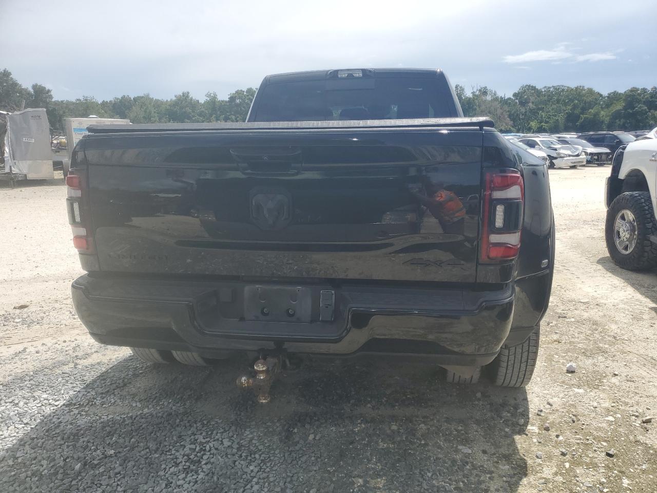 2022 Ram 3500 Limited - Фото 6