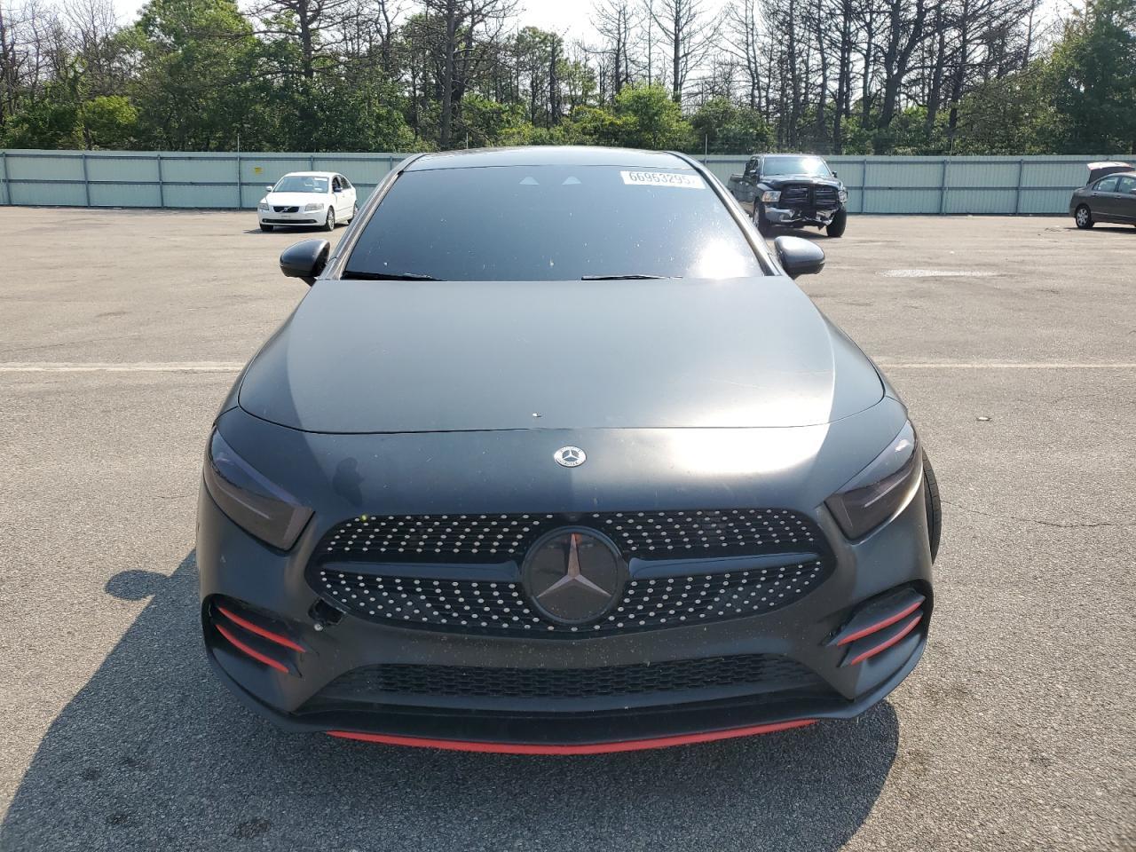 2020 Mercedes-Benz A 220 4Matic - Image 5