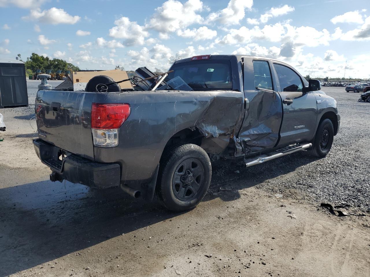 2012 Toyota Tundra Double Cab Sr5 - Image 3