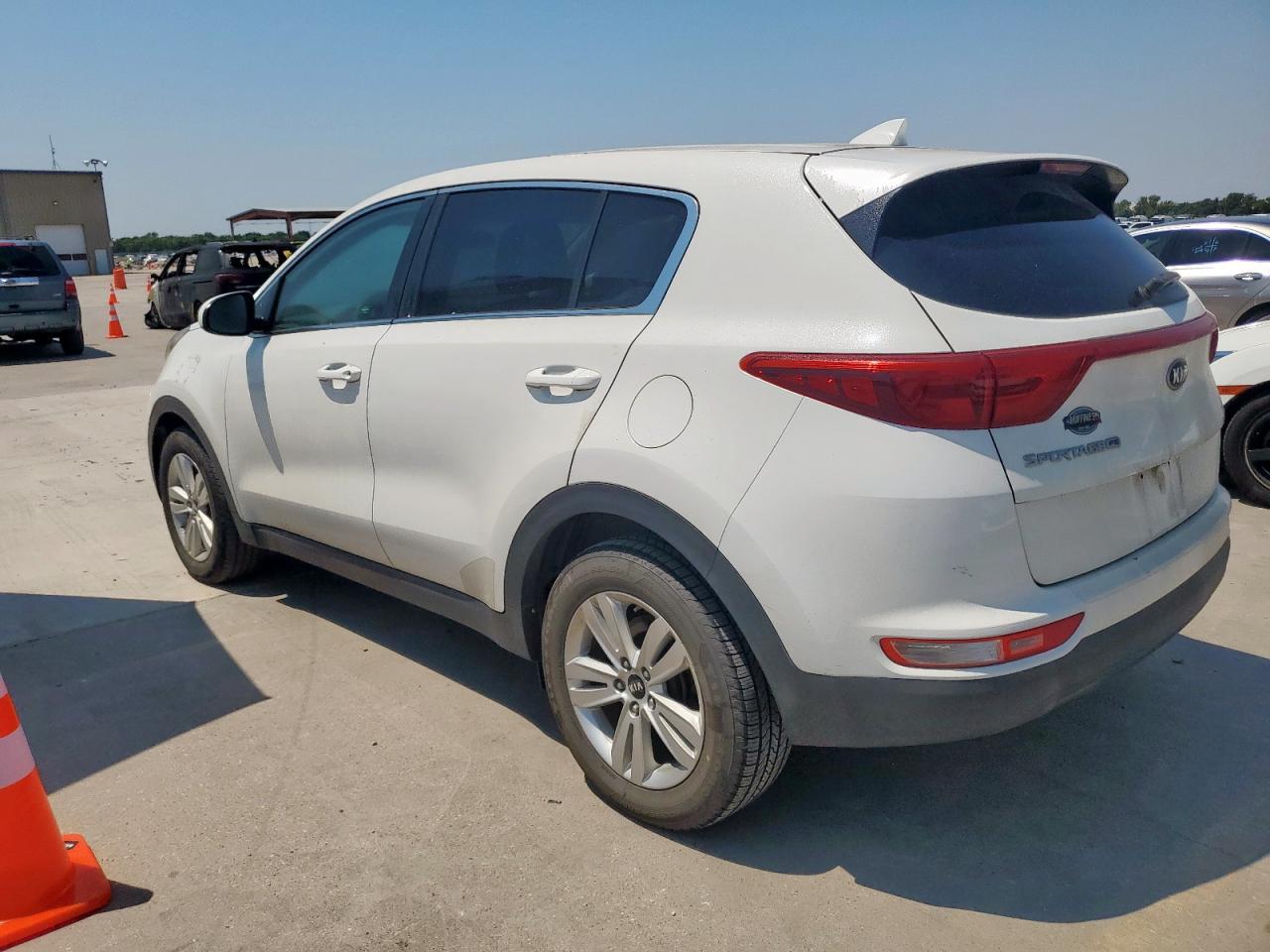 2017 Kia Sportage Lx - Image 2