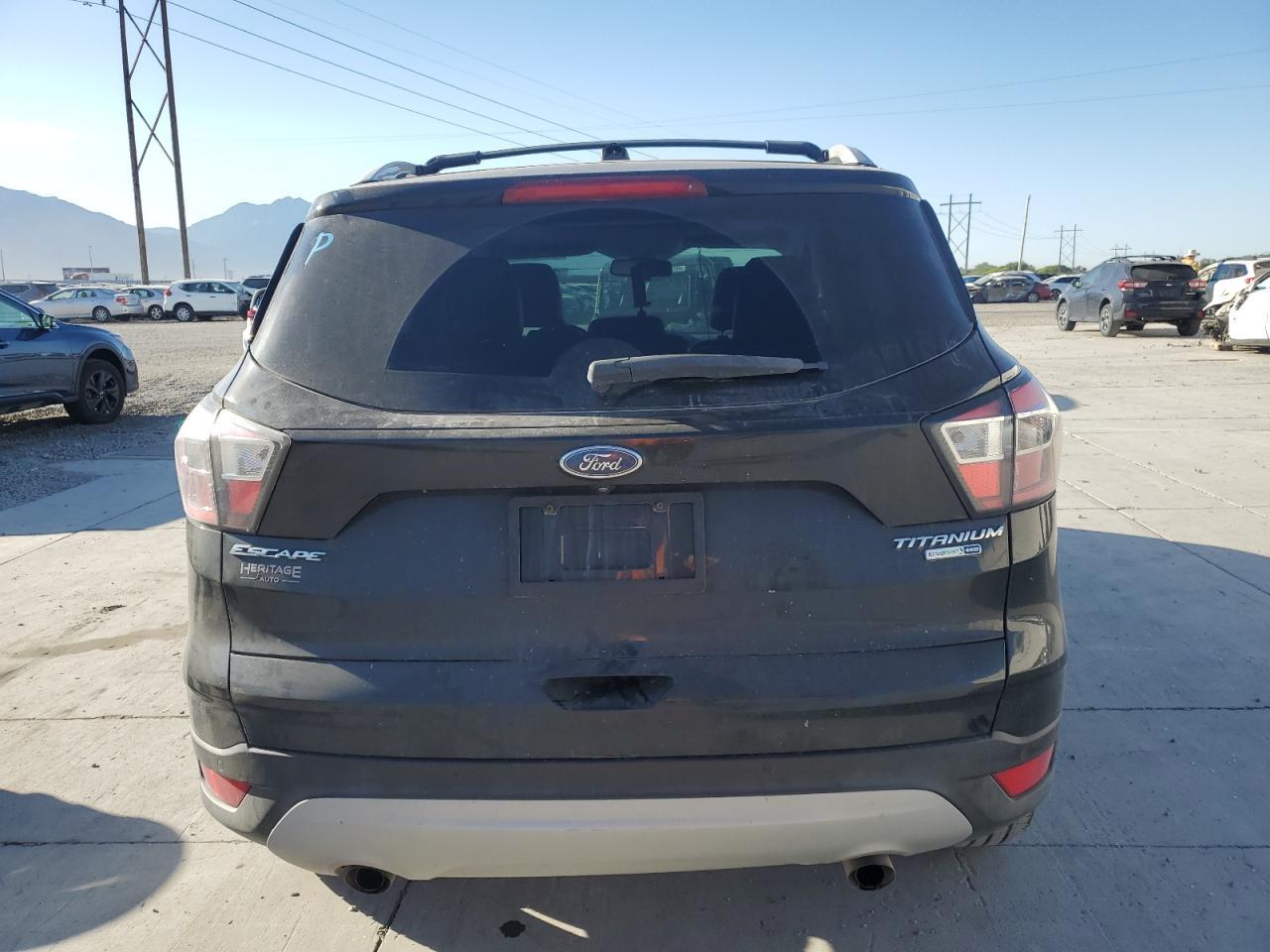 2017 Ford Escape Titanium - Фото 6