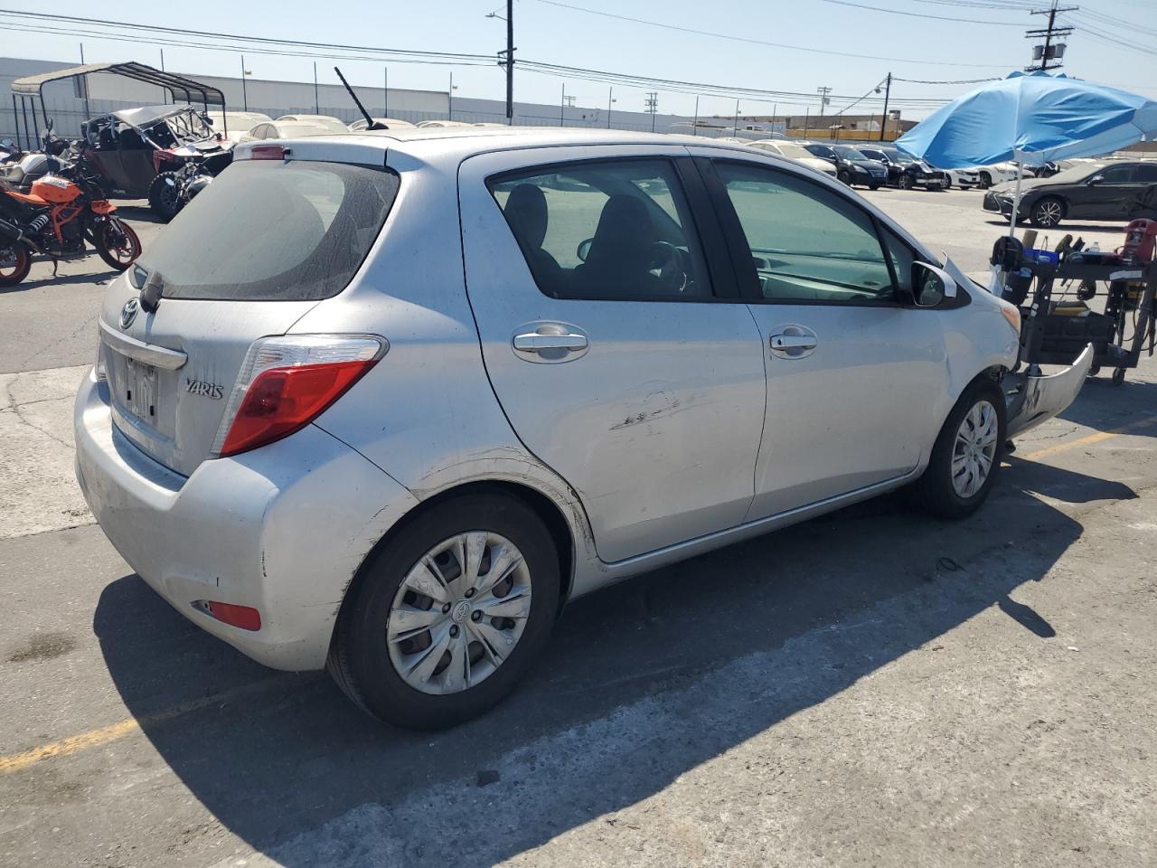 2014 Toyota Yaris - Фото 3