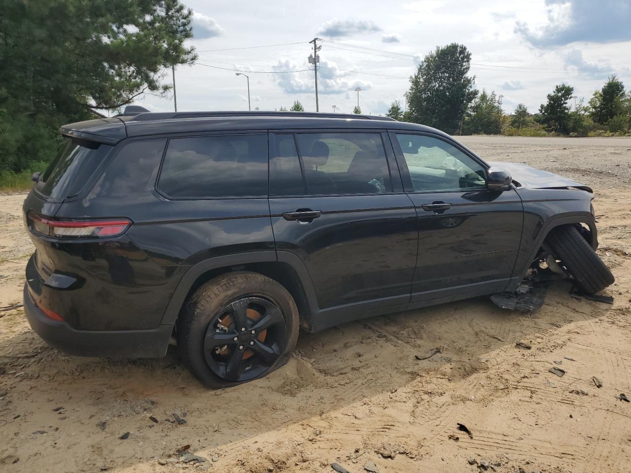 2024 Jeep Grand Cherokee L Limited - Image 3