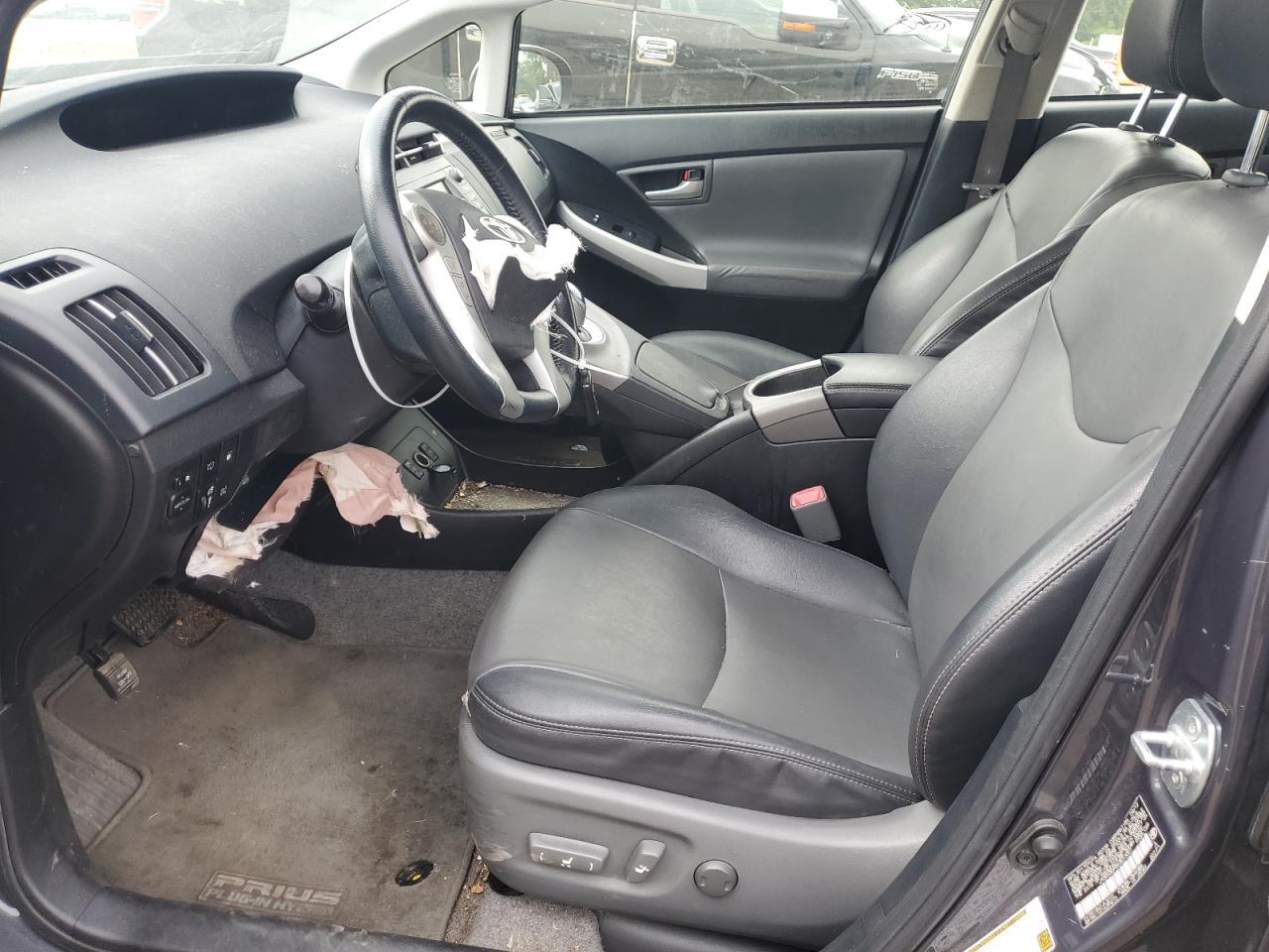 2012 Toyota Prius Plug-In - Image 7