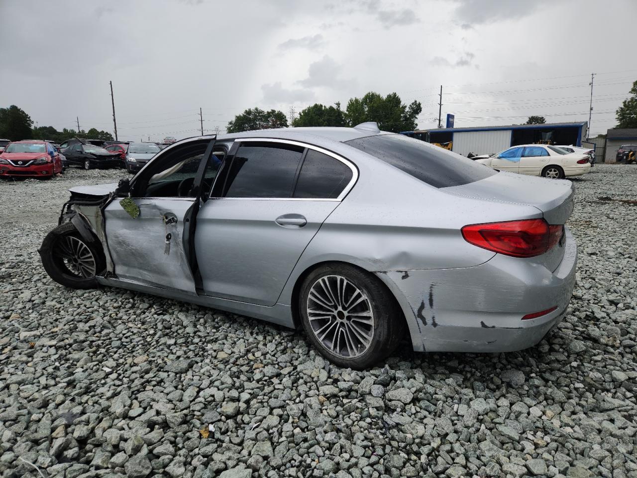2020 BMW 530 I - Фото 2