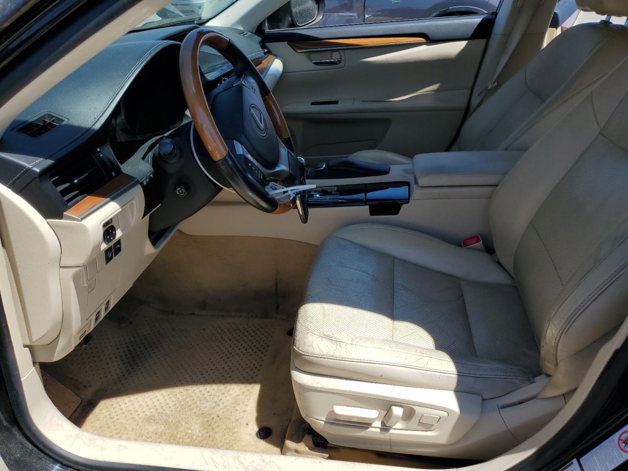 2014 Lexus Es 300H - Image 7