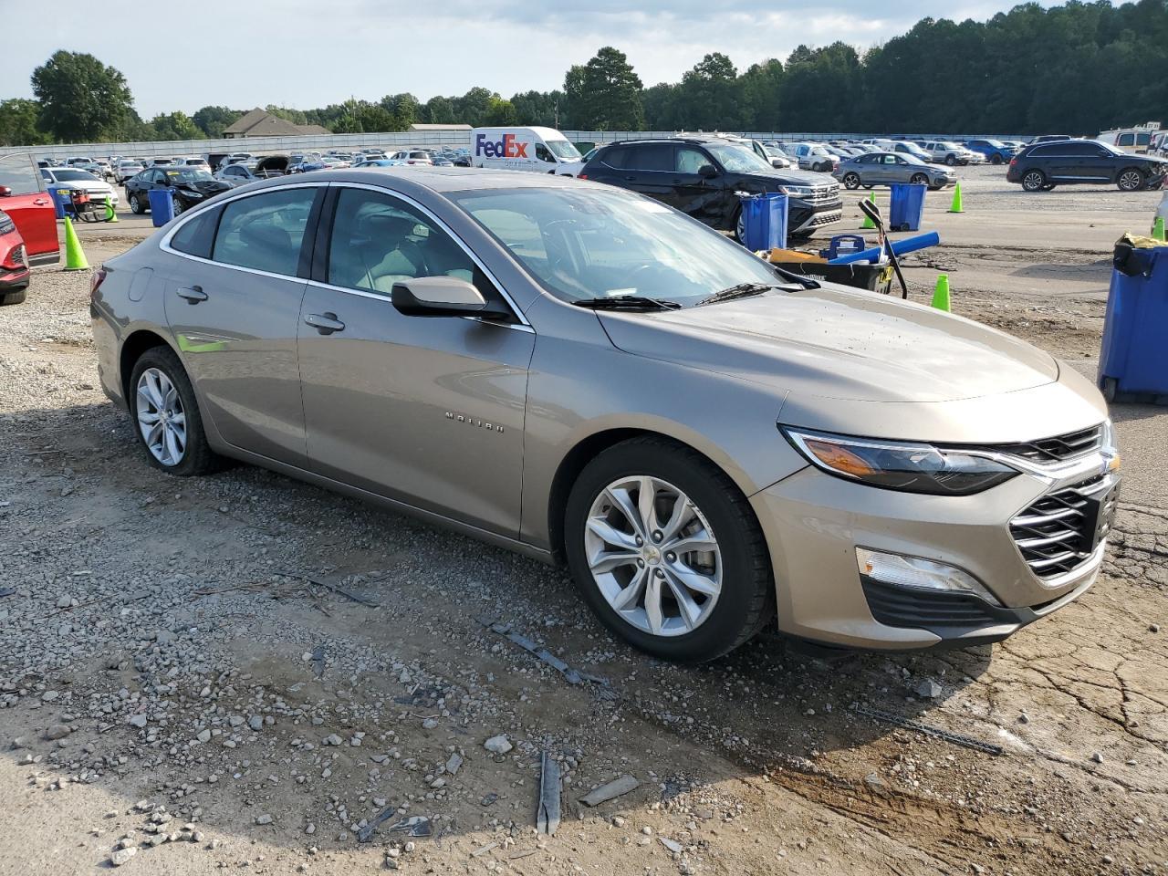 2022 Chevrolet Malibu Lt - Image 4